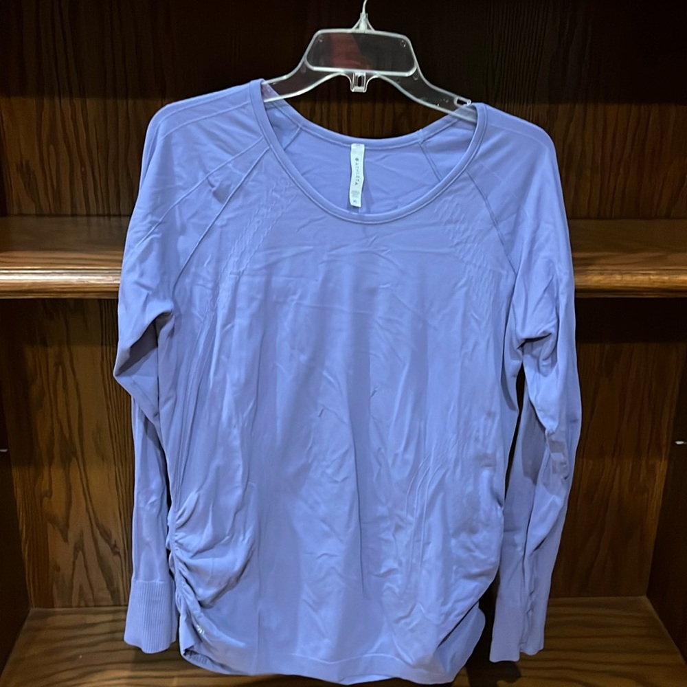 Athleta long sleeve shirt